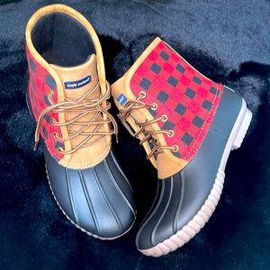 Simply Southern Duck Boots Never Worn Red&Black Lumberjack Print